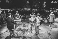 /album/a29-8-2016-krst-albumu-sicke-sme-tu-kamaraci/a14231905-957824541010094-3521930537239425609-o-jpg/