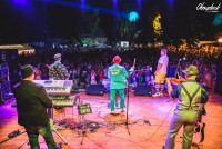 /album/a29-8-2016-krst-albumu-sicke-sme-tu-kamaraci/a14257544-965304270262121-597324812487896381-o-jpg/